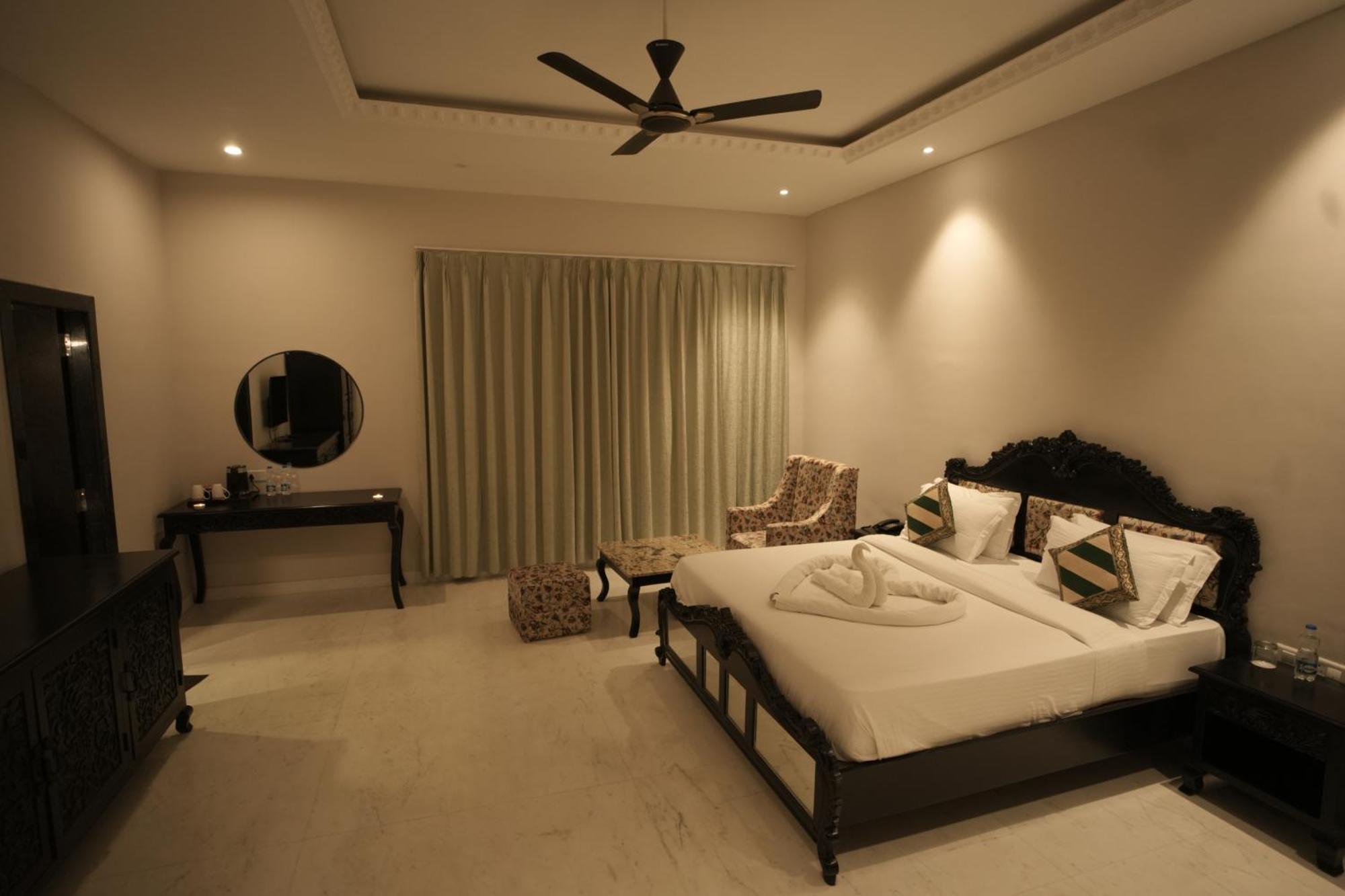 Surya Uday Villa Udaipur Exterior foto