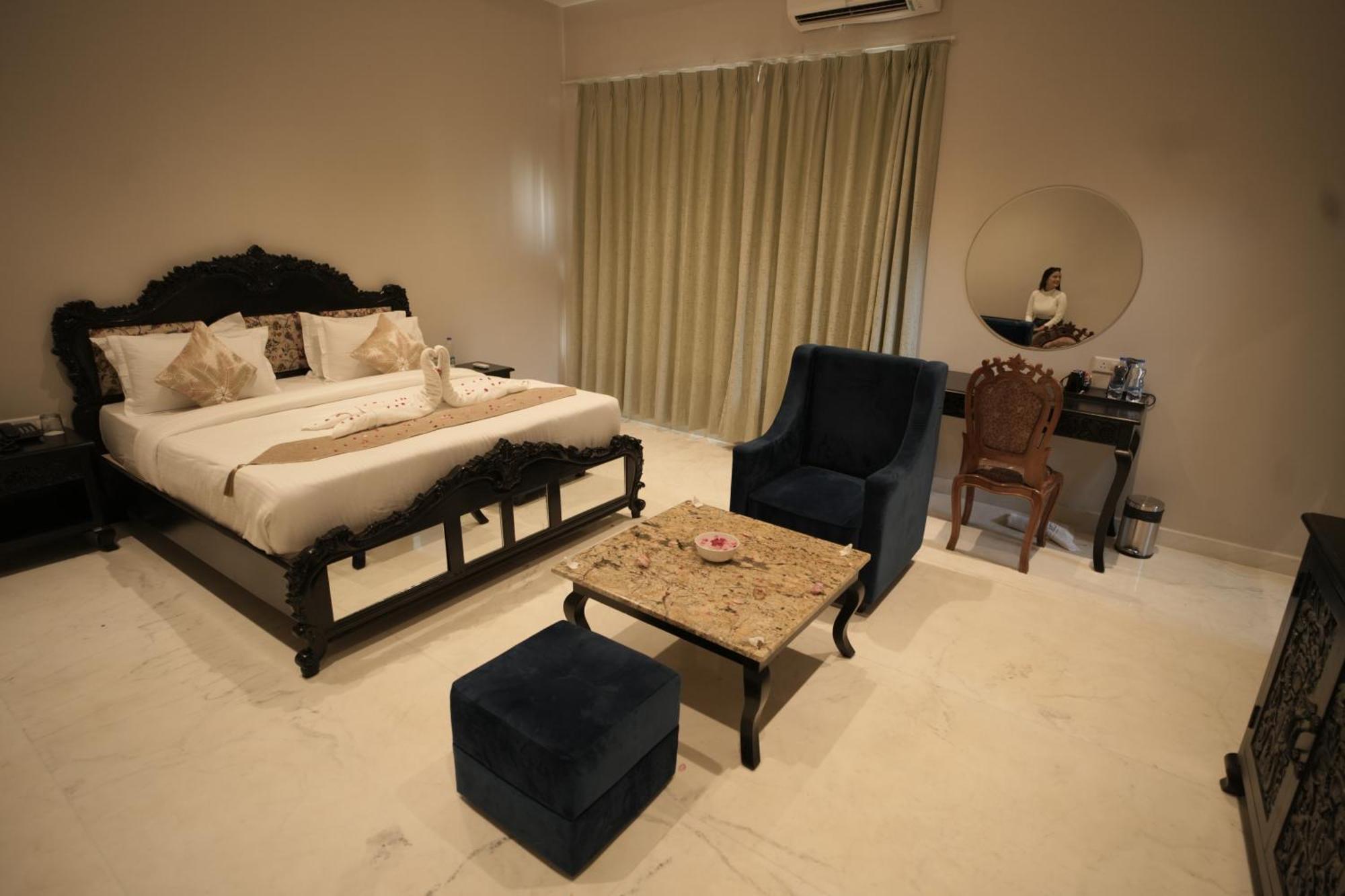 Surya Uday Villa Udaipur Exterior foto