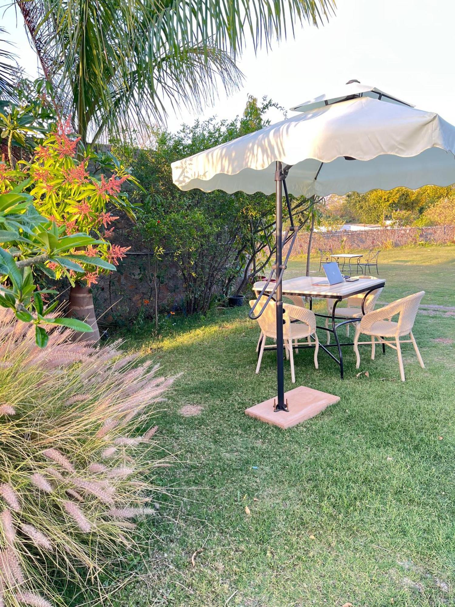 Surya Uday Villa Udaipur Exterior foto