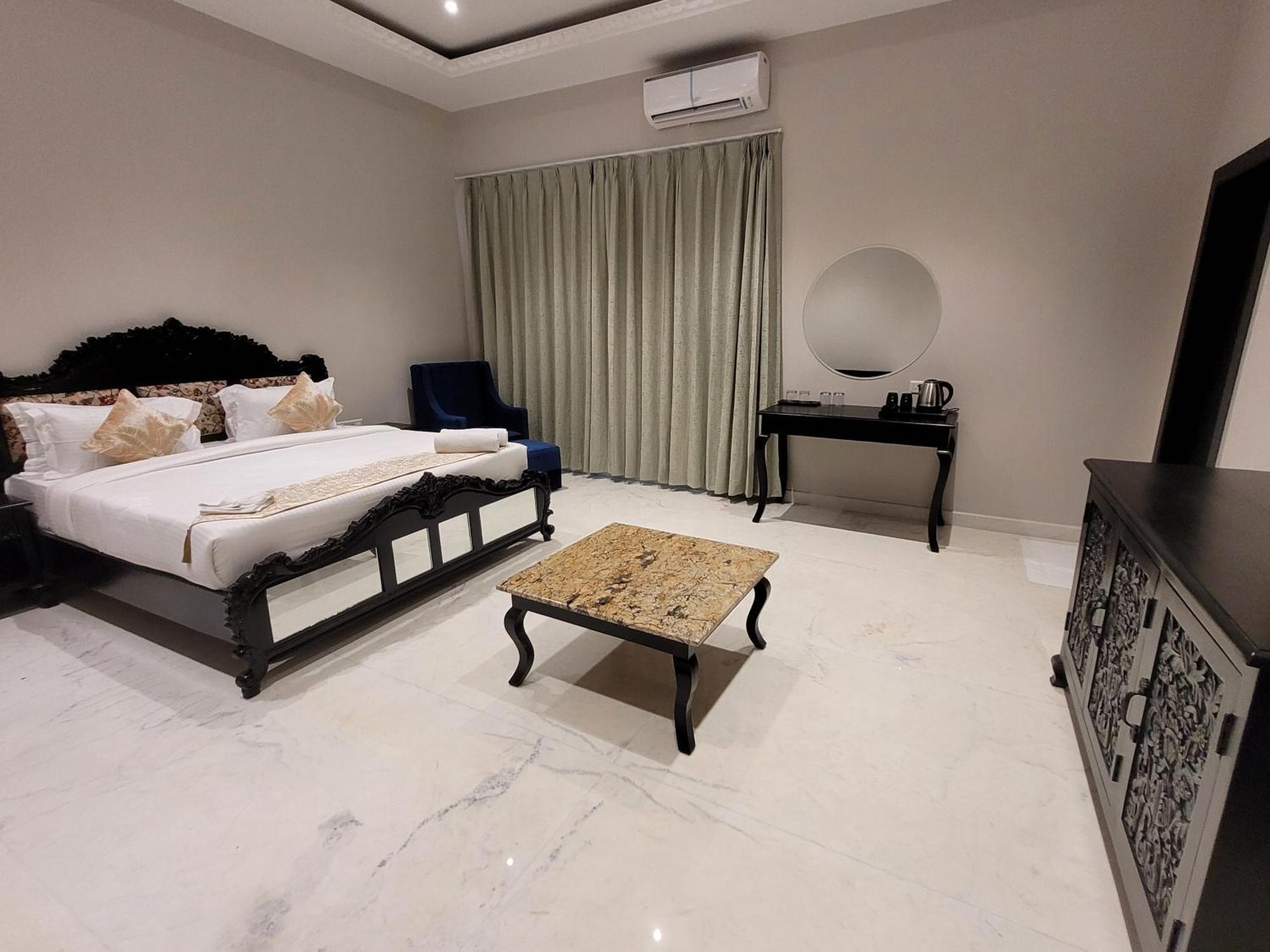 Surya Uday Villa Udaipur Exterior foto